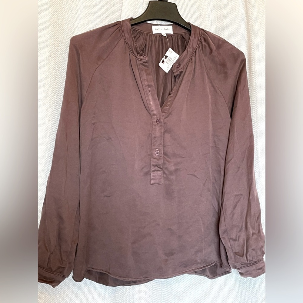 Bella Dahl long sleeve wide placket pullover